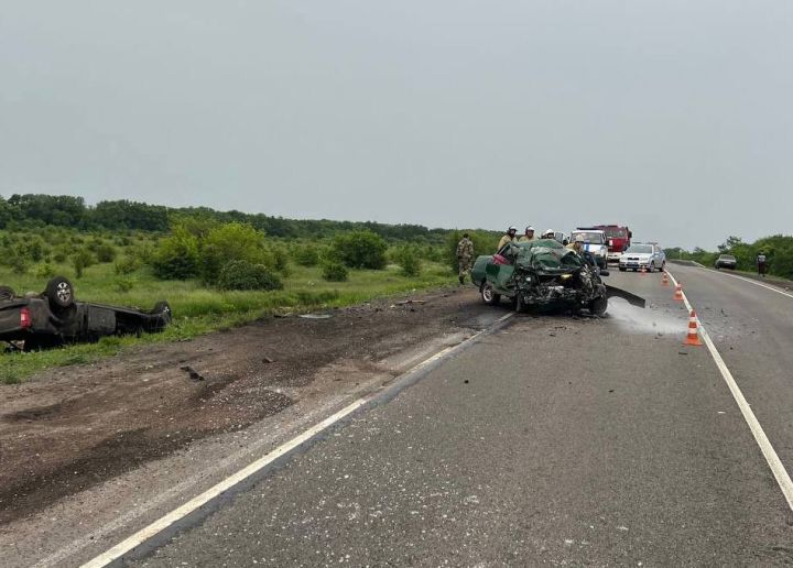 В Перевальском районе столкнулись два авто: есть погибшие и пострадавшие