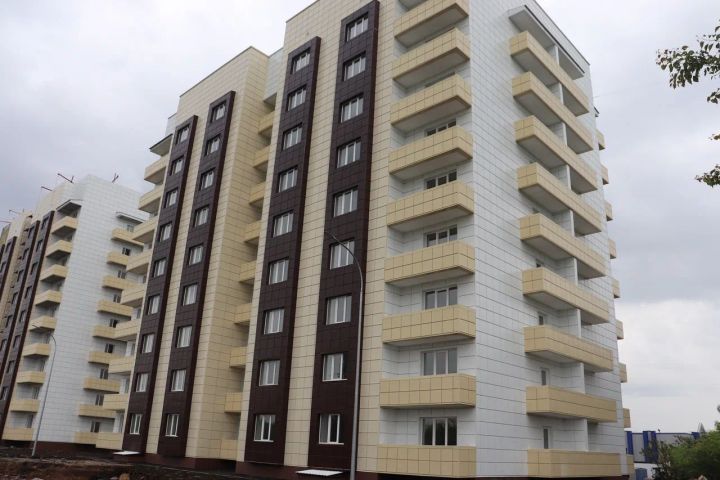 В Алчевске строительство новых многоэтажек завершится к 1 сентября
