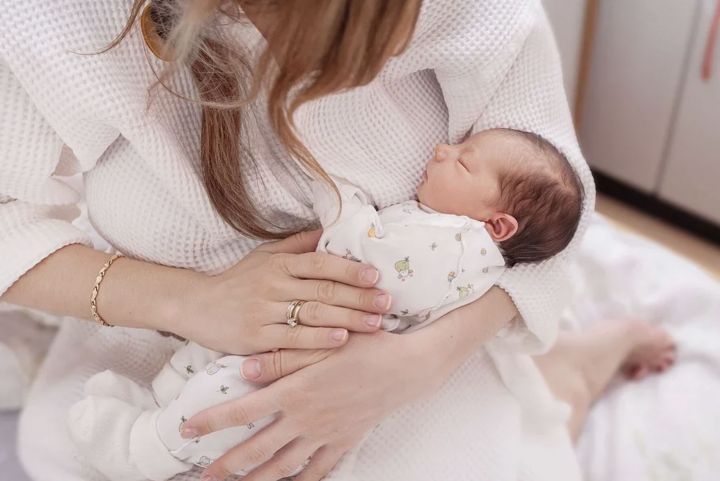 В РФ закрываются роддомы из-за демографического кризиса