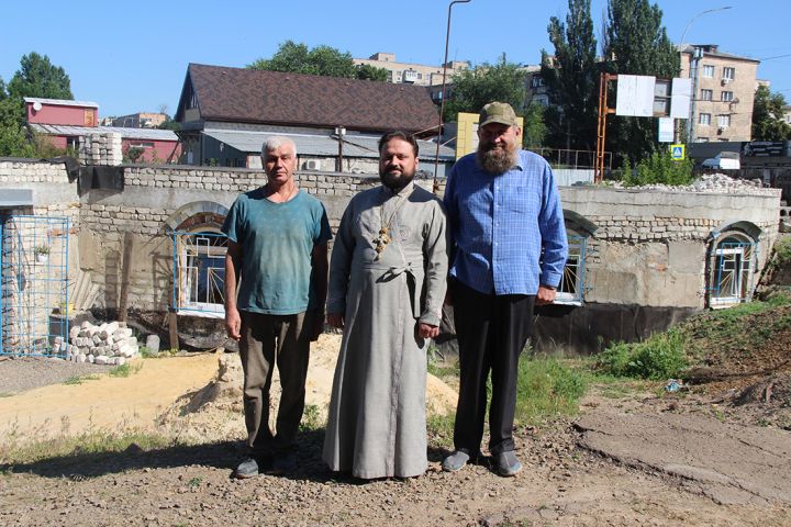 Новый храм строят в Краснодоне