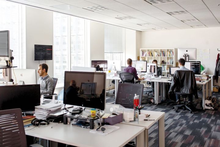 Россияне установили рекорд по длительности рабочей недели