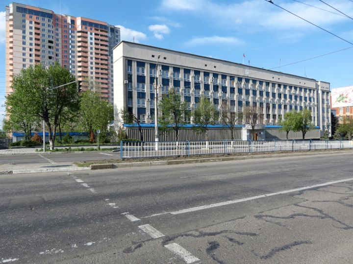 Помытые улицы и новый асфальт: что успели сделать дорожники в Луганске на прошлой неделе