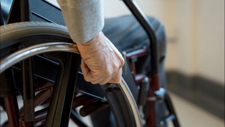 Маломобильные жители ЛНР смогут на дому оформить документы для перерасчёта пенсии