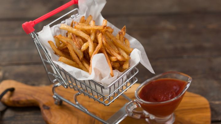 Вся правда о современной еде: что скрывают картофель фри, кофе и пончики