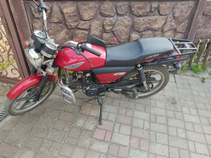 Подростка могут посадить за угон мопеда у жителя Лутугино