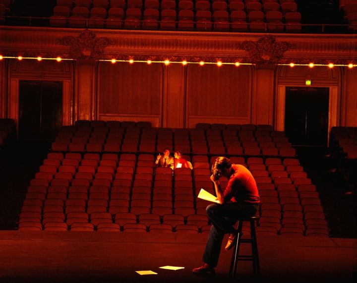 В Луганск приедет Мариупольский театр со спектаклем-концертом по «Василию Теркину»