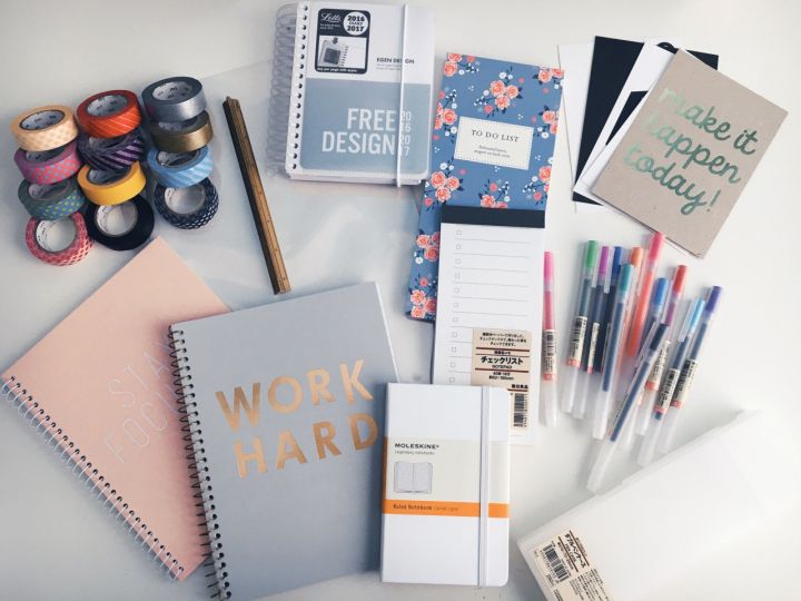 Аллергия и плохая концентрация внимания: чем для детей могут быть опасны канцтовары