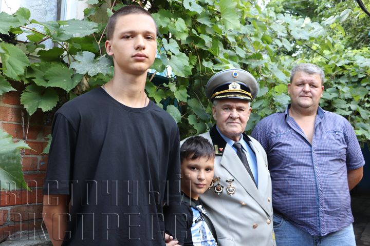 Стажа под землёй - более 40 лет: Алексей Вовченко из Червонопартизанска рассказал о своей жизни и работе шахтёром