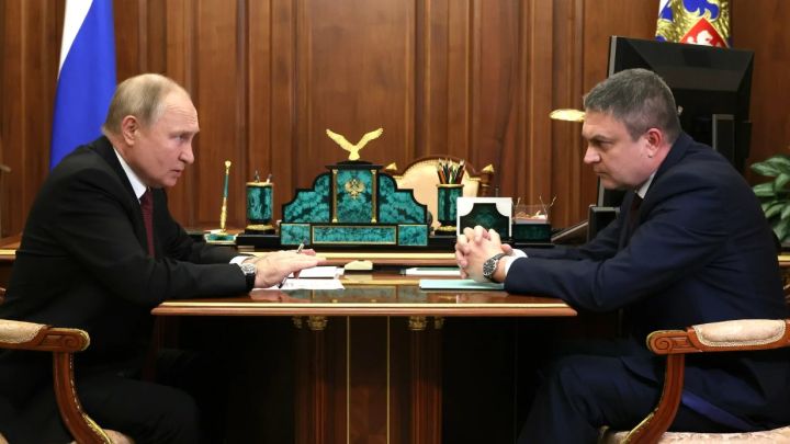 Пасечник доложил Путину о военной обстановке в ЛНР и подготовке к выборам