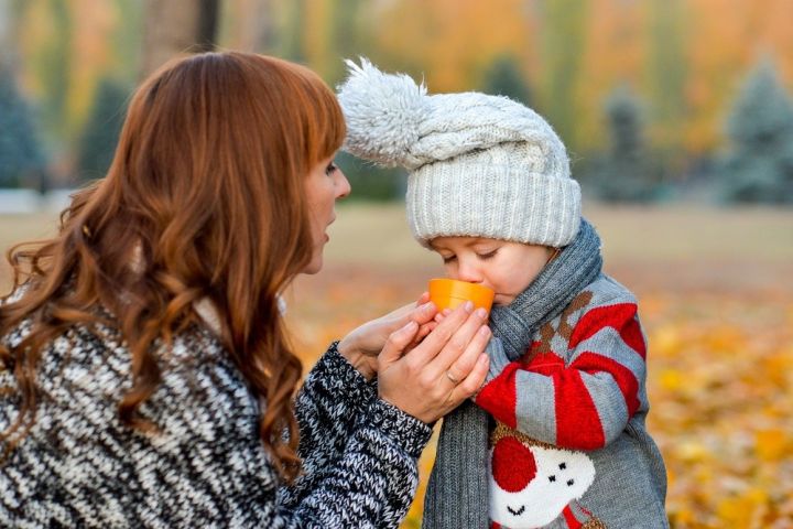 Не пьём и много спим: врач рассказала, как укрепить иммунитет к осени