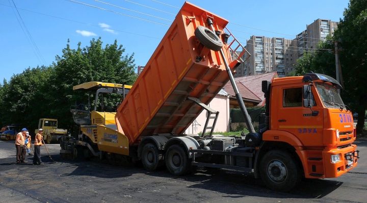 В Луганске по улице Волгоградской отремонтировали почти 8 тысяч кв. м. асфальта