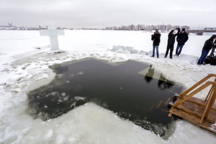 Определены водоемы в Свердловском районе, где пройдут крещенские купания