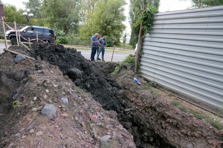 Коммунальщики Свердловска при помощи Красноярского края прокладывают новую ливнёвку