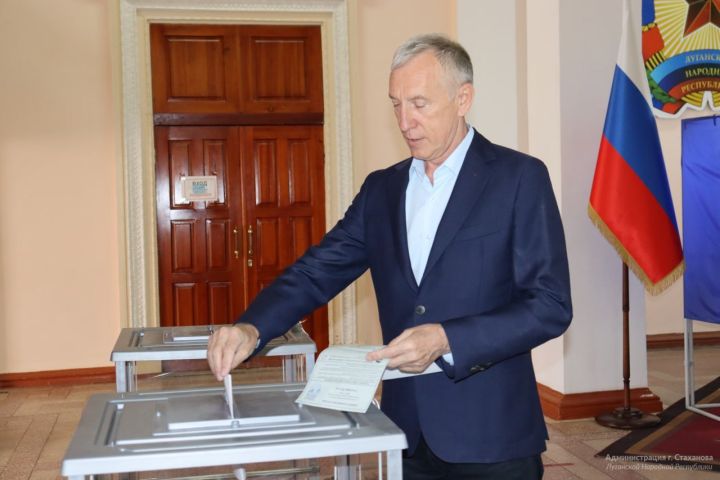 Какие партии прошли в Совет Стахановского муниципального округа