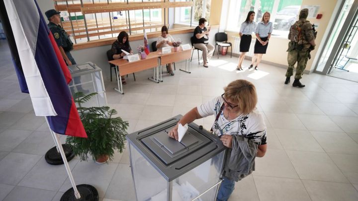 Список депутатов  муниципального округа города Ровеньки