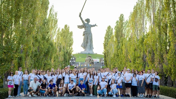 Юные жители Краснодона вернулись из Волгограда с массой впечатлений