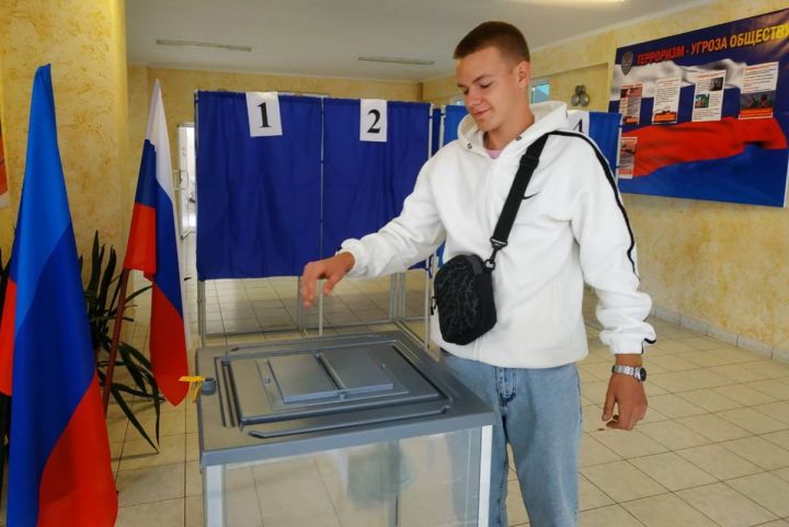 Список депутатов Краснодонского муниципального округа