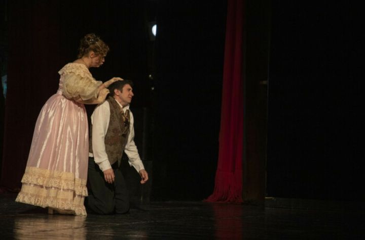 Русский драмтеатр в Луганске открыл юбилейный сезон спектаклем «Пиковая дама»