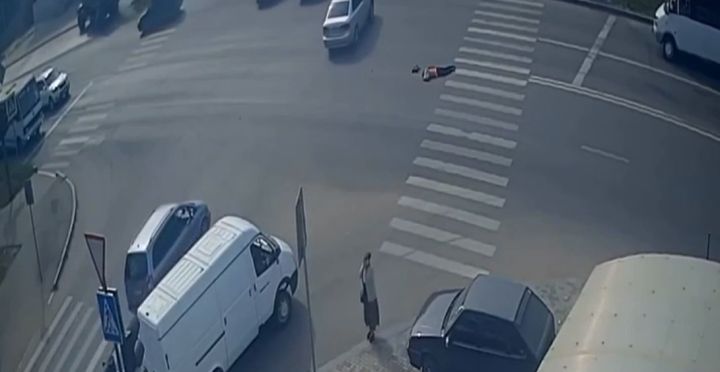 В Луганске КрАЗ сбил пешехода насмерть: возбуждено уголовное дело