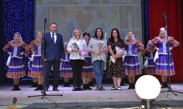 Молодогвардейск и Суходольск отпраздновали свои дни рождения