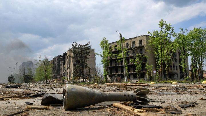 Детский омбудсмен ЛНР сообщила, сколько человек живут в практически разрушенной Попасной