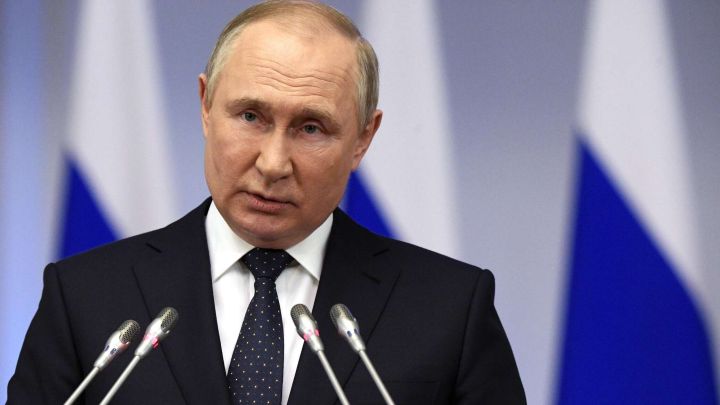 Мы гордимся нашим президентом: Пасечник поздравил Путина с днём рождения