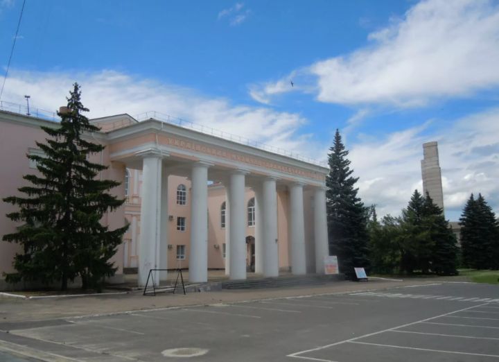 Театр на Оборонной приглашает посетить премьеру восстановленного спектакля и творческий вечер