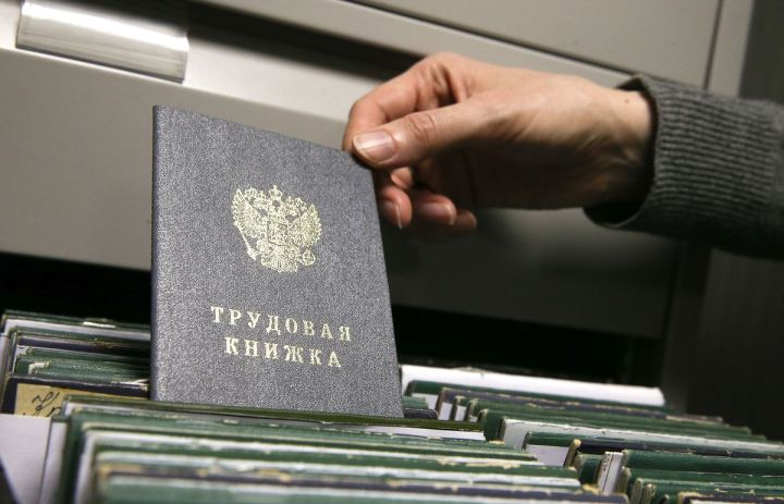 Вынужденным переселенцам из ЛНР предлагают вернуться и устроиться на работу в Республике