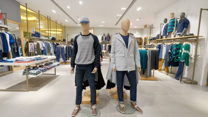 Мужчина притворился манекеном и ограбил торговый центр в Польше