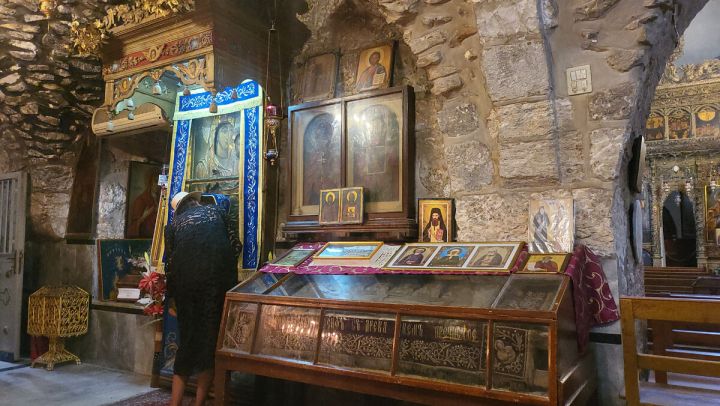 Православные верующие отмечают 25 октября праздник Иерусалимской иконы Божией Матери