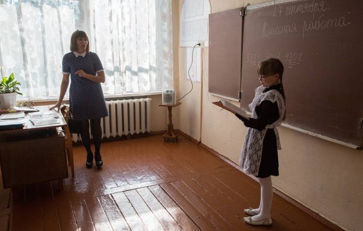 В ЛНР и ДНР учителей хотят привлекать работать в сёлах