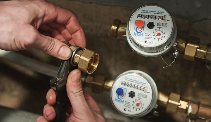 Анализ воды за 30 тысяч и проверка водомера за 1300: сколько стоят услуги, предоставляемые предприятием «Лугансквода»?