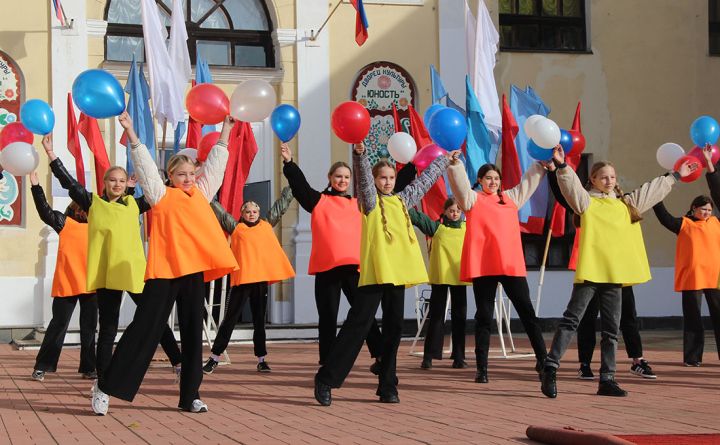 В Краснодоне отметили День народного единства