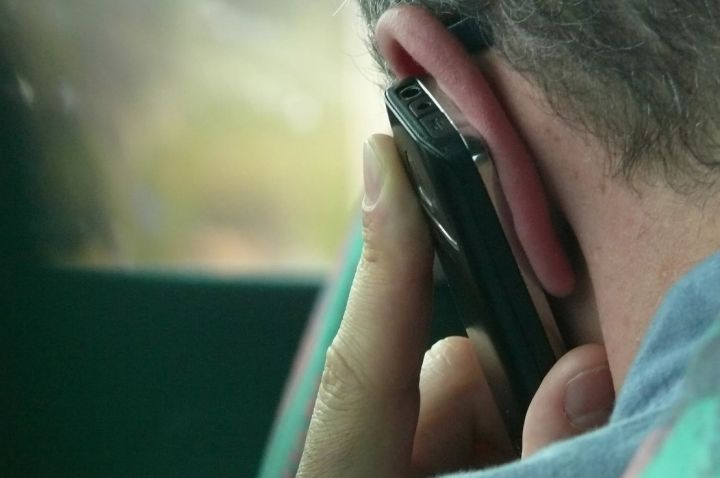 Огромный штраф или срок до 10 лет: в МВД ЛНР напомнили о наказании за «телефонный терроризм»