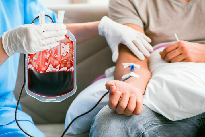 Стать донором: жителям ЛНР рассказали, где можно сдать кровь и плазму