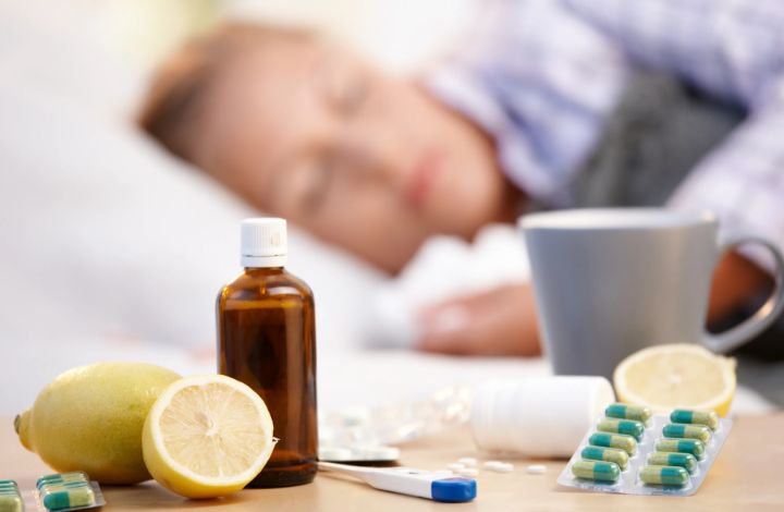 Самолечение опасно: врач рассказал о последствиях приёма антибиотиков без назначения