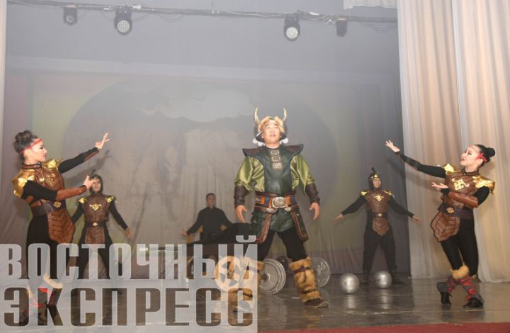 Цирк из Бурятии подарил невероятные эмоции юным свердловчанам