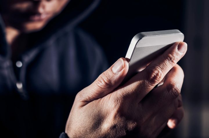 В ЛНР активизировались мошенники, выманивающие деньги от имени сотрудников ПСБ