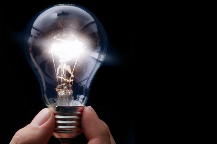 Пятый день - полёт ненормальный: когда свердловчанам сделают свет и куда обращаться с проблемой?