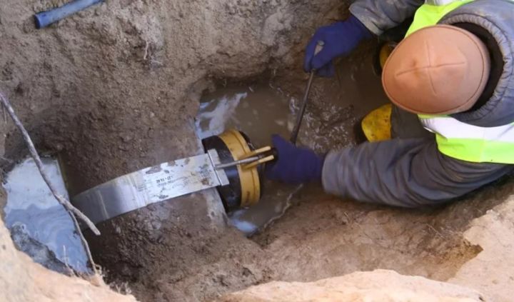 Жители одного из городов ЛНР останутся без воды 13 декабря, причина - подключение нового участка водовода