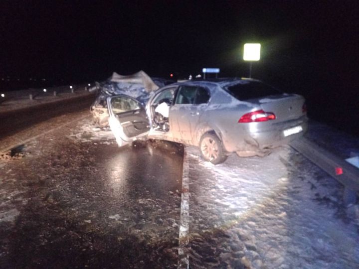 Три человека погибли, четверо пострадали: жестокое ДТП произошло на одной из трасс в ЛНР