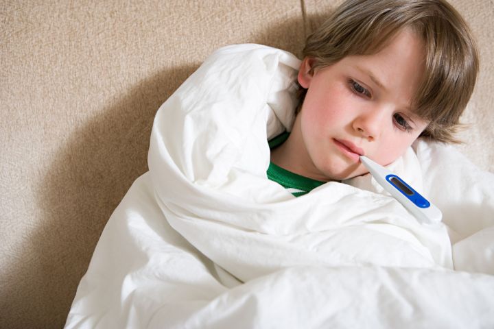 Эпидемия идёт вперёд: среди школьников в России распространяется скрытая пневмония