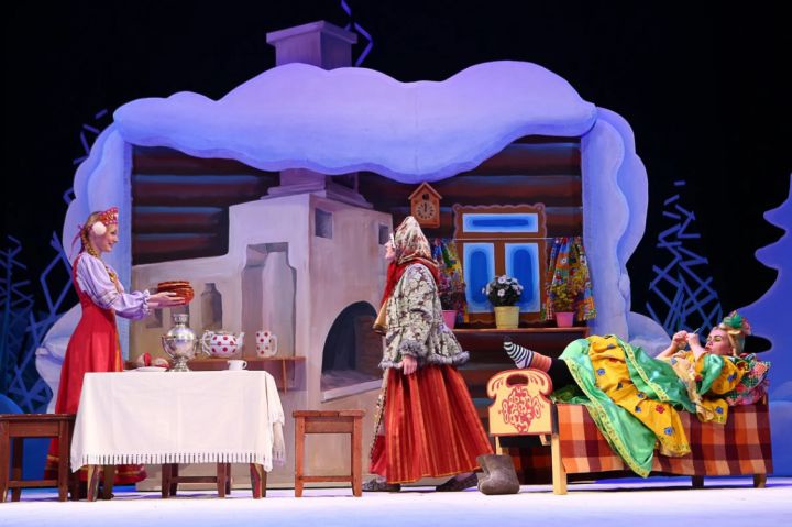 Луганский театр на Оборонной накануне Нового года представит сказку и мюзикл