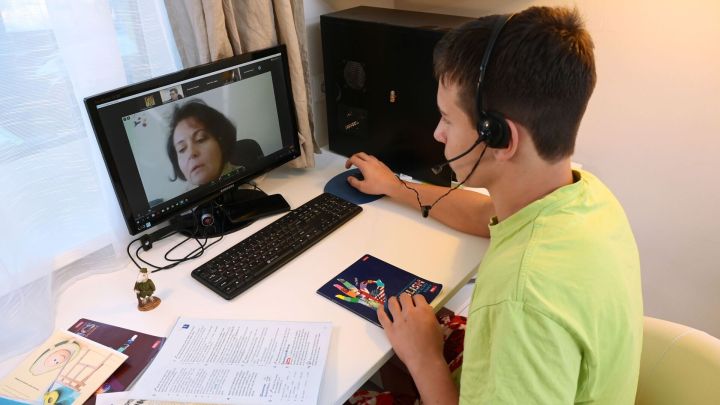 В Минобразования рассказали, почему около 200 школ в ЛНР перешли на дистанционку