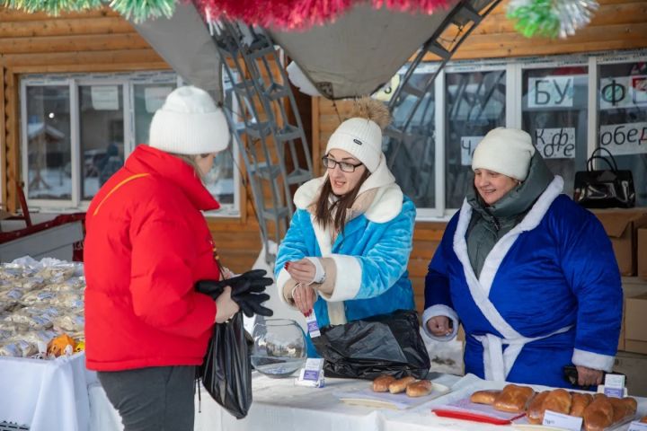Доступные цены, хороший ассортимент и праздничное настроение: в Луганске пройдёт предновогодняя ярмарка