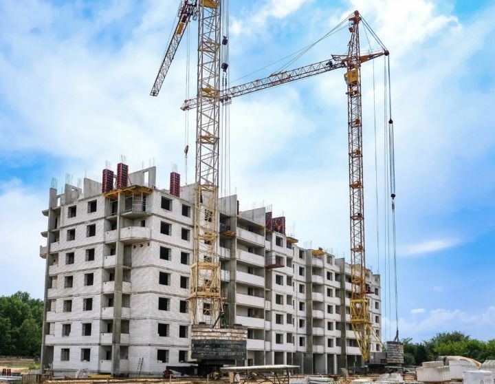 Появится до 10 новых домов: в каких городах ЛНР в первую очередь возведут новостройки?