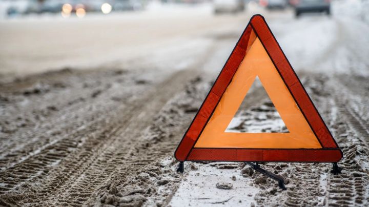 Напился и вылетел на встречку: на одной из трасс в ЛНР столкнулись автобус и автомобиль