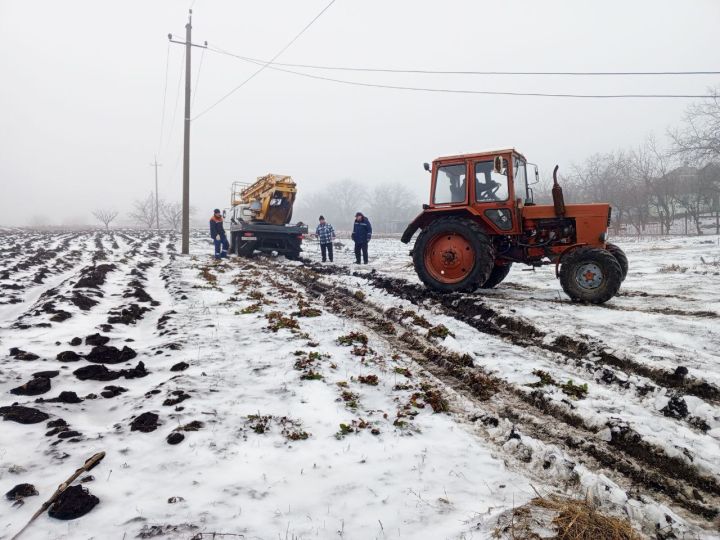Как жителям ЛНР оставить заявку в «РСК» на ремонт ЛЭП и подключение света?