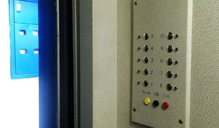 Лифты по многим адресам Луганска не будут работать до утра 27 декабря