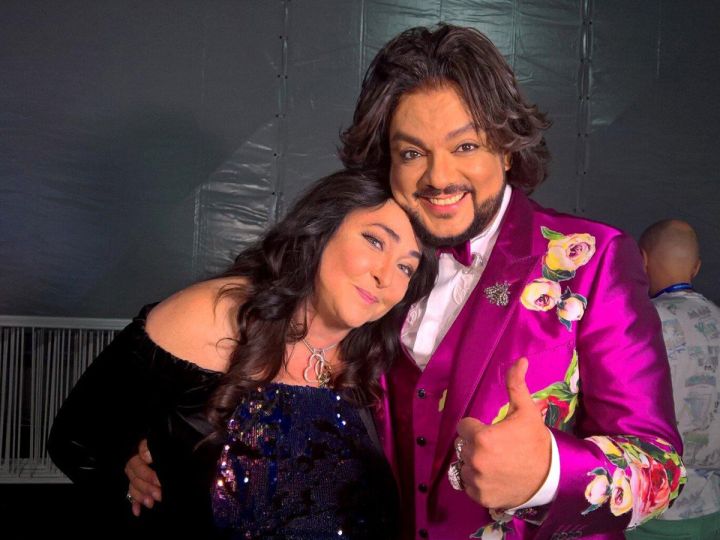 Будем без Лолиты и Киркорова? Кого зрители требуют вырезать из новогодних концертов из-за «голой» вечеринки